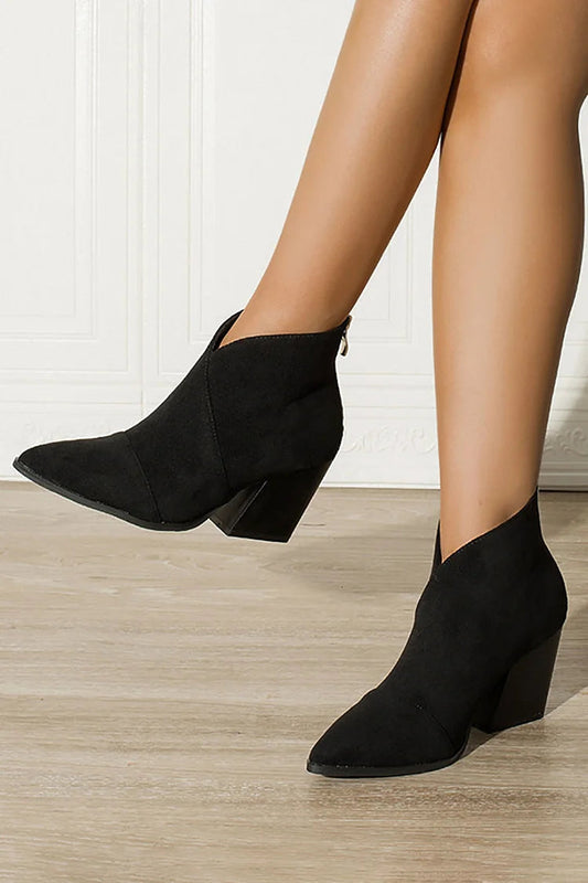 Priscilla | Pointed Ankel Boots V Cut