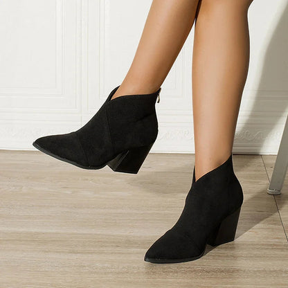 Priscilla | Pointed Ankel Boots V Cut